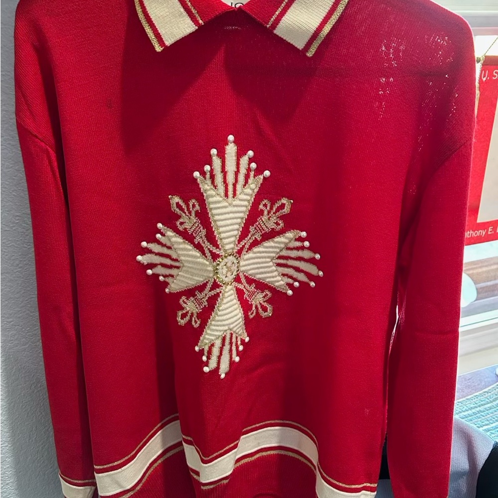 Elegant Red St. John Sweater with Embroidered Design